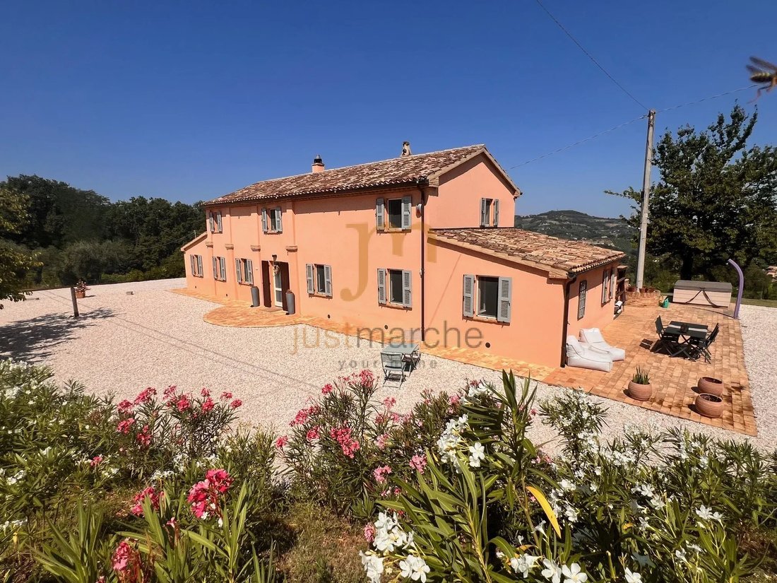 Country House in Cartoceto, Marche, Italy 1 - 19145395