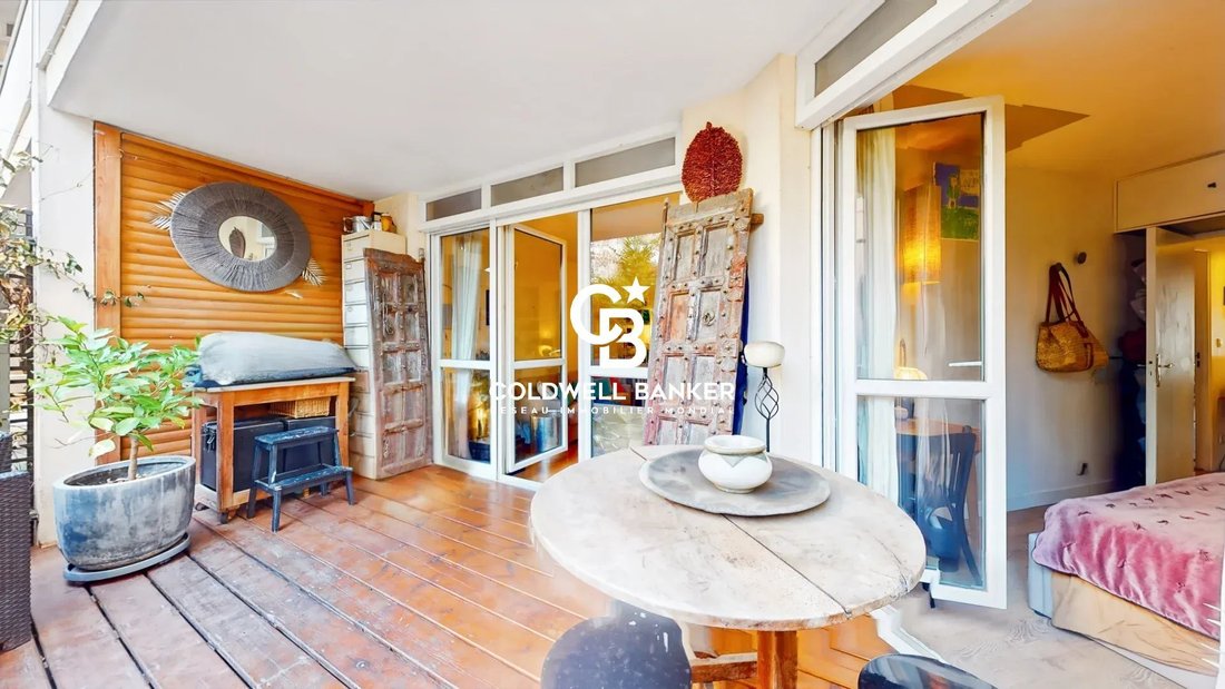 Apartment in Montrouge, Ile-de-France, France 3 - 19145267