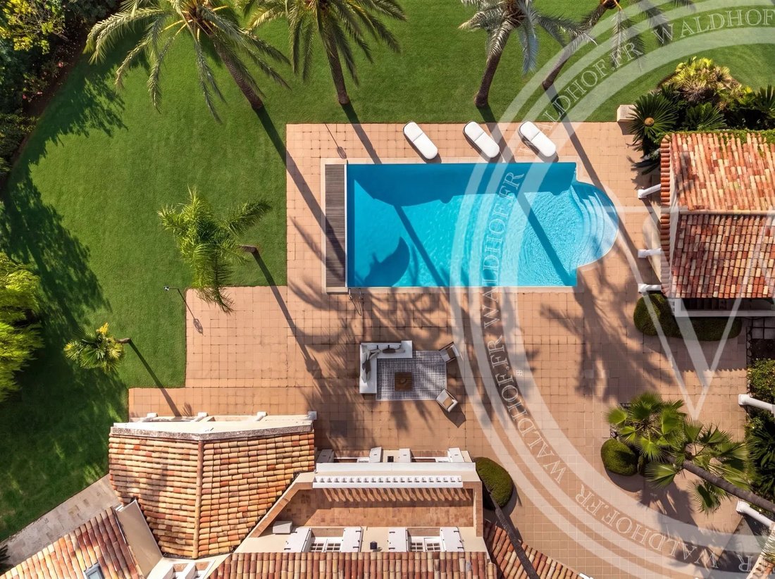 Villa en Mougins, Provenza-Alpes-Costa Azul, Francia 2 - 19145282