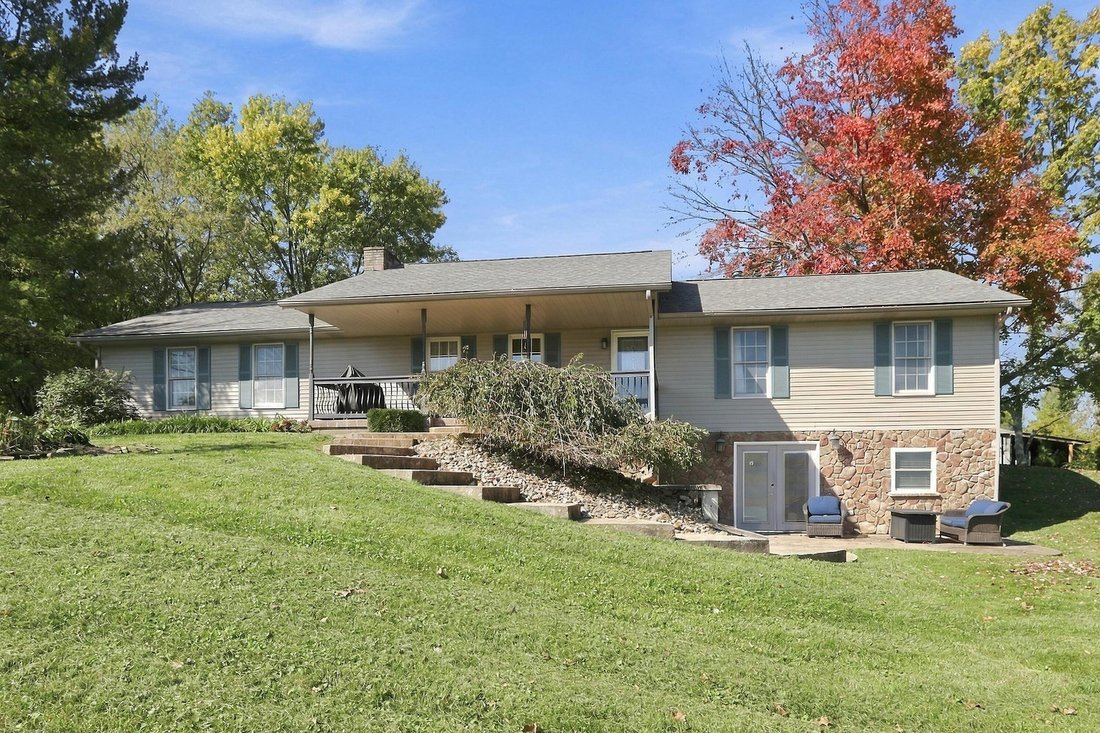House in Logan, Ohio, United States 2 - 19144815
