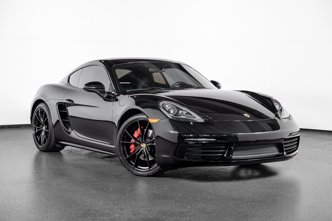 Coupe in Pompano Beach, FL, United States 1 - 19145231