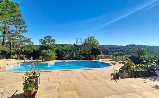 Villa à Le Dramont-Agay-Anthéor-Le Trayas, Saint-Raphaël, France 1