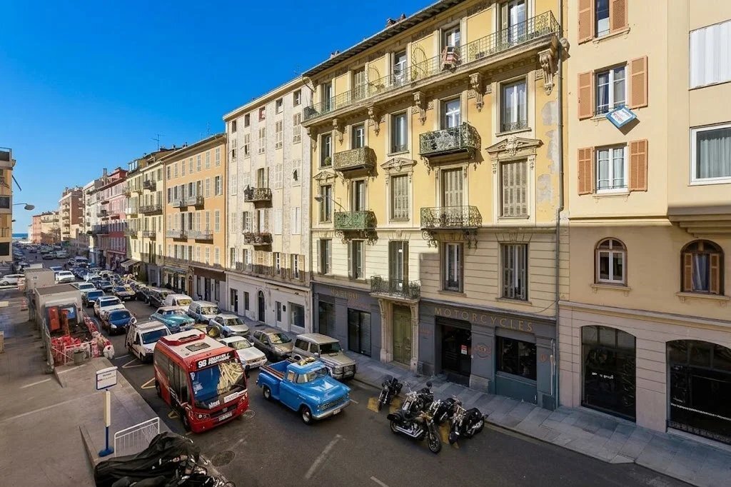 Apartamento en Le Port, Niza, Francia 1 - 19145256