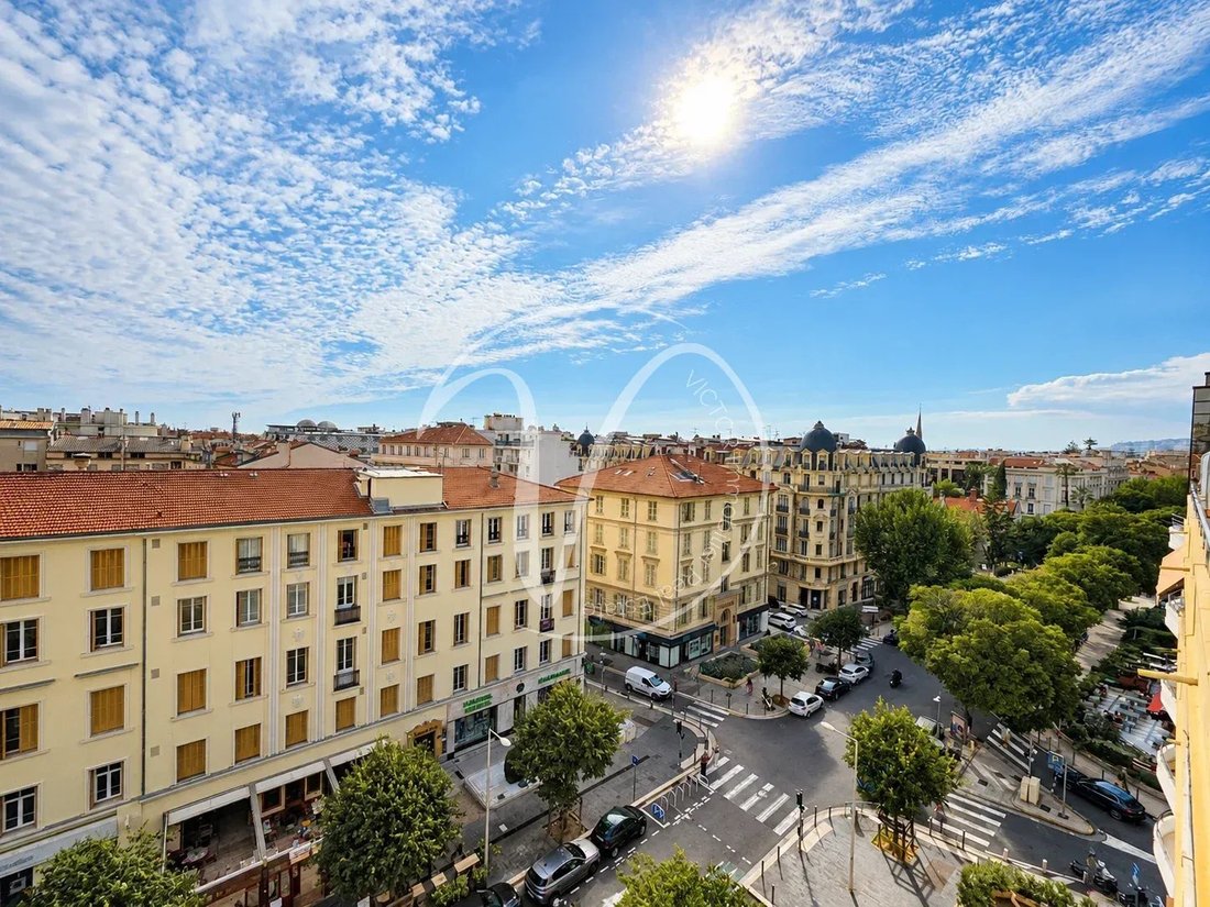 Appartement à Nice, Provence-Alpes-Côte d'Azur, France 2 - 19145336