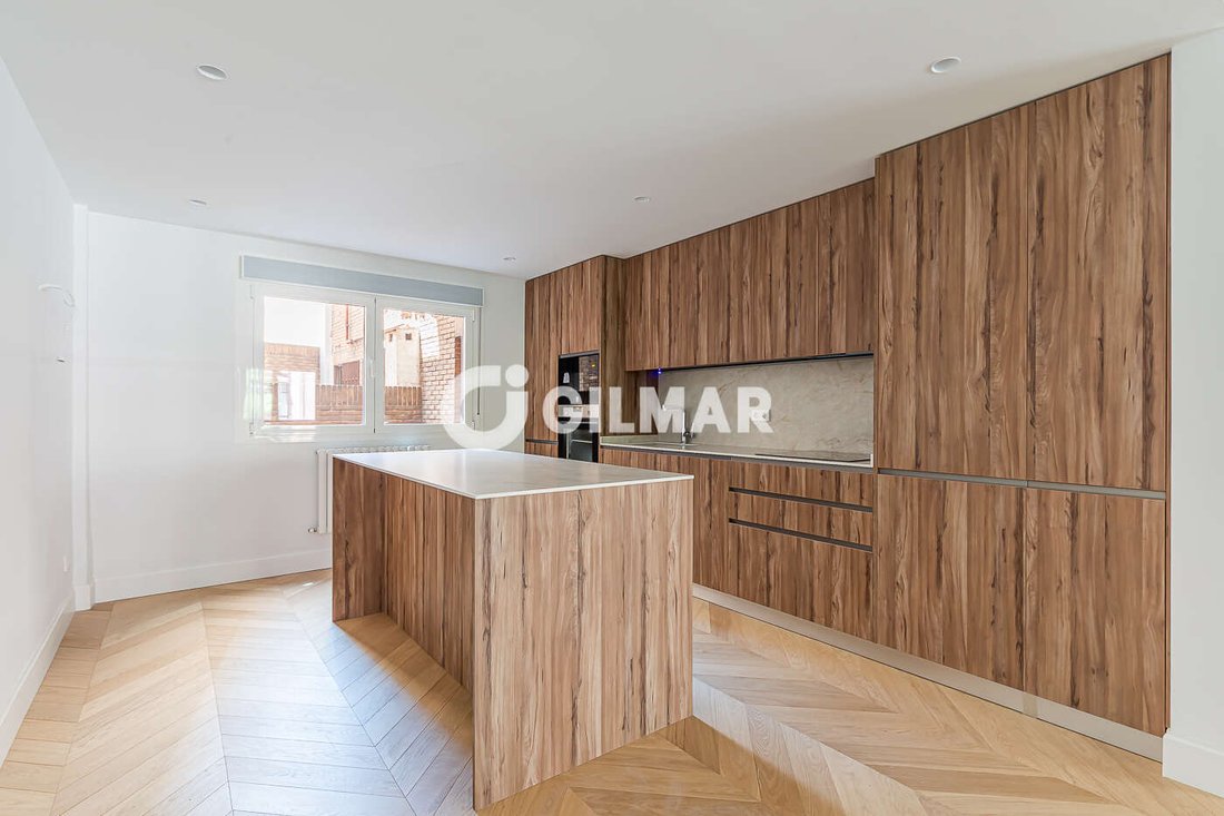 Appartamento a Chamberí, Madrid, Spagna 4 - 19144561