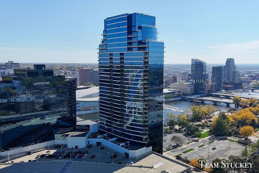 Condo in Grand Rapids, Michigan, United States 2 - 19144888