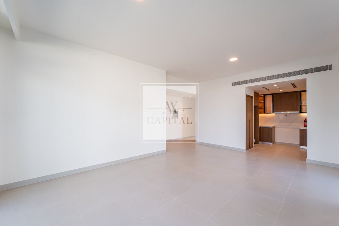 Apartment in Dubai Harbour, Dubai, United Arab Emirates 5 - 19145247