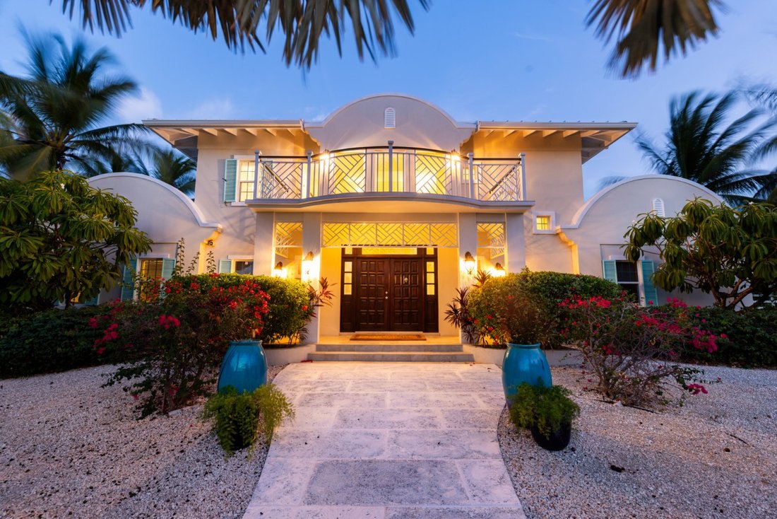 Casa in Kew Town Settlement, Caicos Islands, Isole Turks e Caicos 1 - 19145308