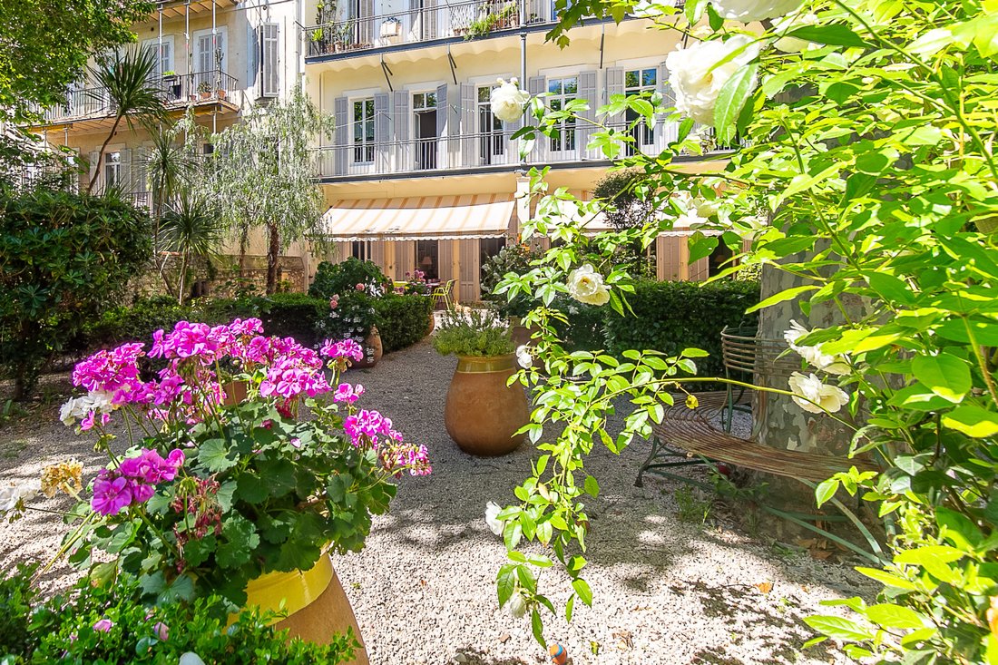 Apartment in Castellane, 6e Arrondissement, Marseille 3 - 17885039