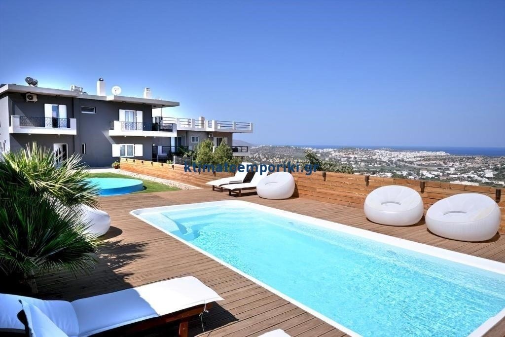 Villa à Community of Agios Nikolaos, Ágios Nikólaos, Grèce 1 - 19144731