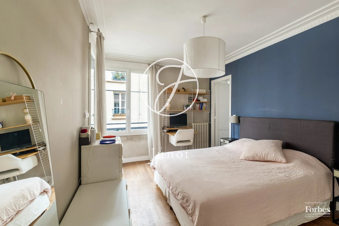 Appartamento a Batignolles-Cardinet, Paris 17e Arrondissement, Parigi 3 - 19145221