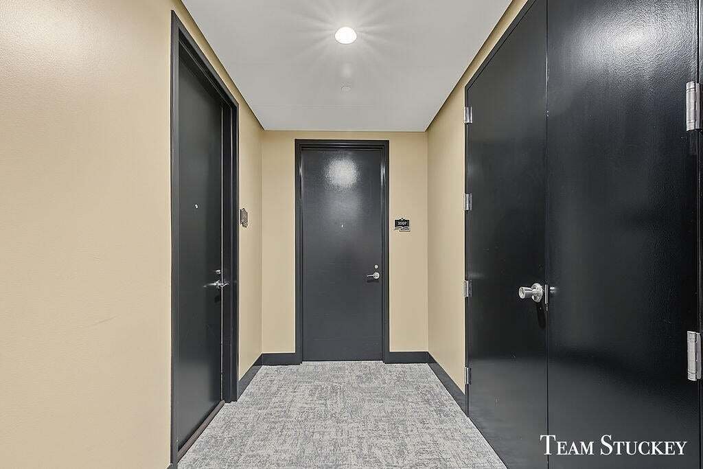 Condo in Grand Rapids, Michigan, United States 4 - 19144888
