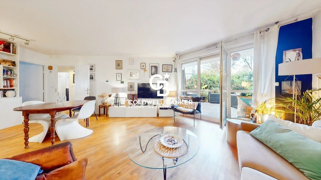 Apartment in Montrouge, Ile-de-France, France 1 - 19145267