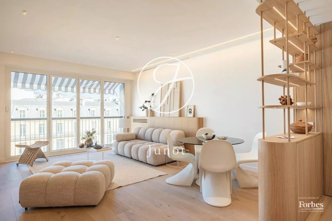 Apartment in Triangle d'Or, Paris 8e Arrondissement, Paris 3 - 19145374