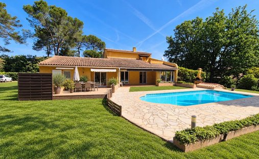 Villa a Le Cannet-des-Maures, Provenza-Alpi-Costa Azzurra, Francia 1