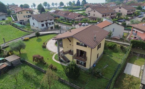 Villa en Dongo, Lombardía, Italia 1