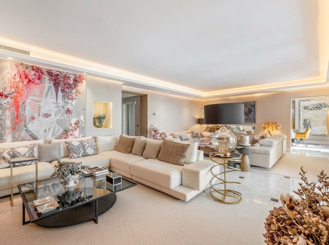 Penthouse in Puerto Banus, Marbella, Spain 3 - 19144944