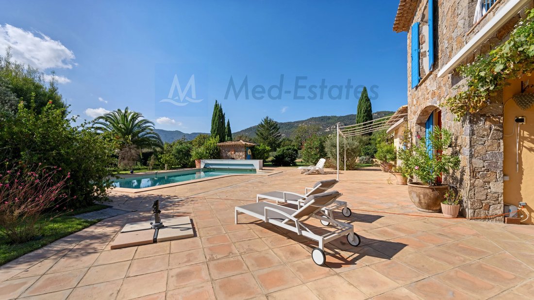 Villa en Le Plan-de-la-Tour, Provenza-Alpes-Costa Azul, Francia 5 - 19145243
