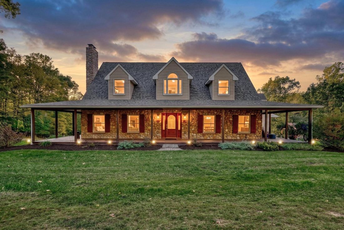 House in Ancient Oaks, Pennsylvania, United States 1 - 19144865