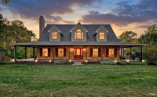 House in Ancient Oaks, Pennsylvania, United States 1