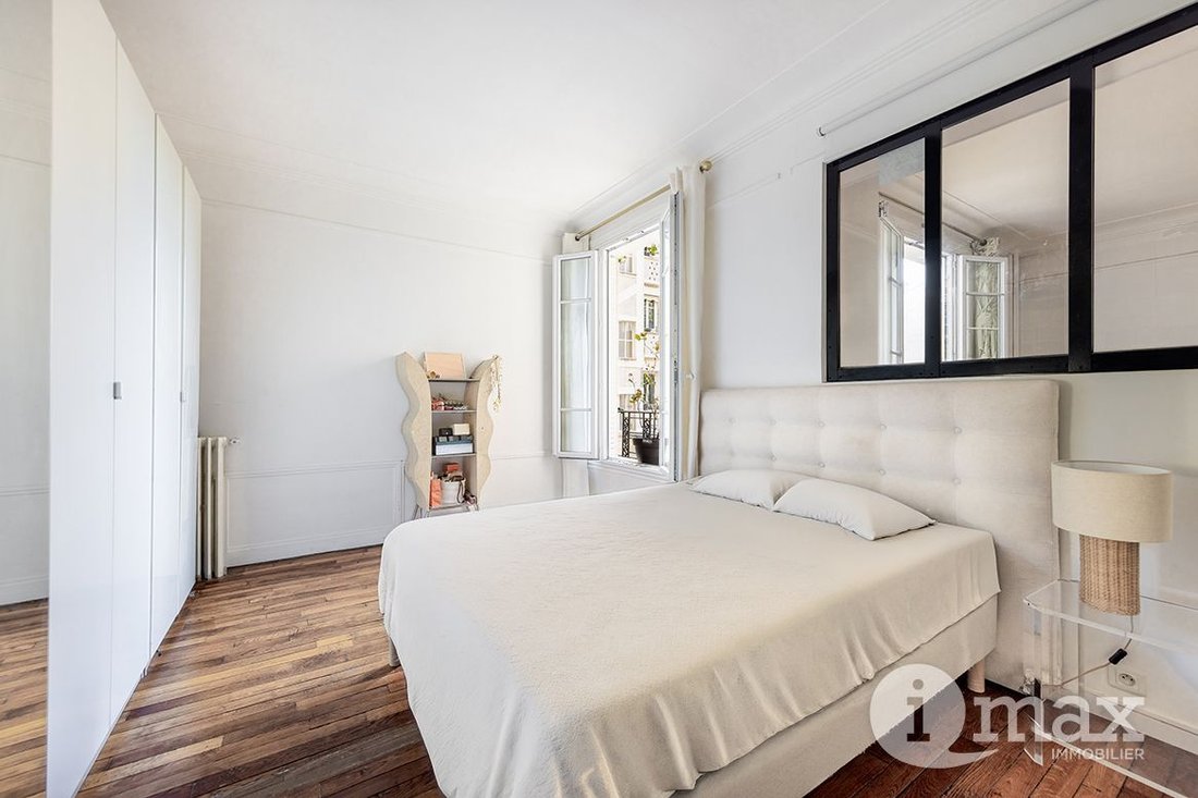 Apartment in Bois-Colombes, Ile-de-France, France 2 - 19145286