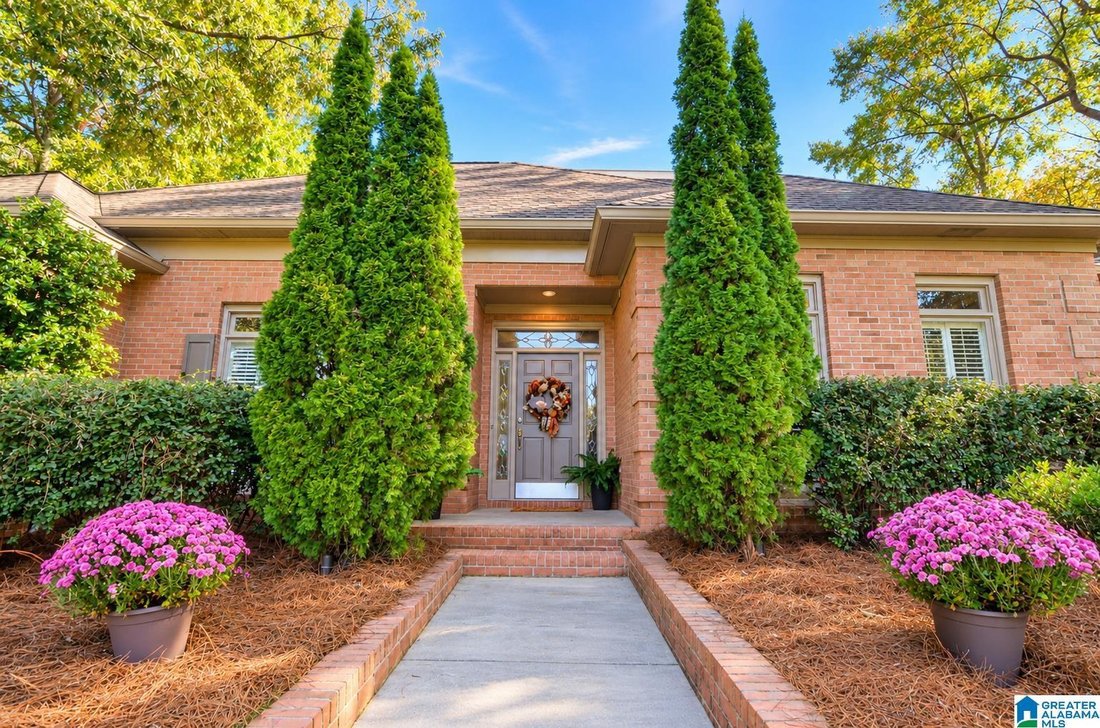 House in Mountain Brook, Alabama, United States 2 - 19144641
