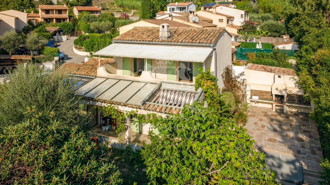 Villa a Mougins, Provenza-Alpi-Costa Azzurra, Francia 2 - 19145312