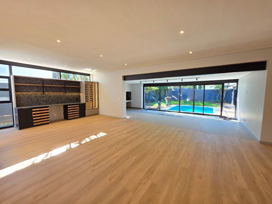 House in Stellenbosch, Western Cape, South Africa 2 - 19144884