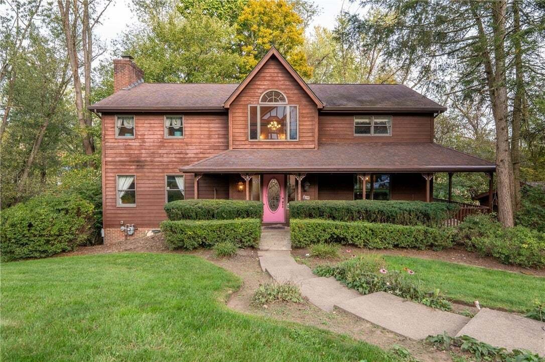 House in Jeannette, Pennsylvania, United States 1 - 19144343