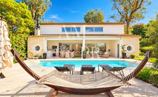 Villa en Croix des Gardes, Cannes, Francia 1