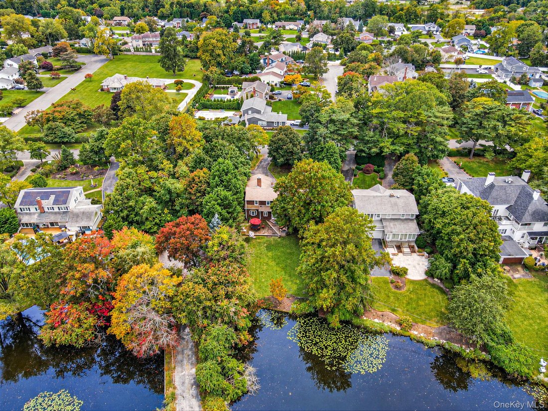 House in West Islip, New York, United States 5 - 19144761