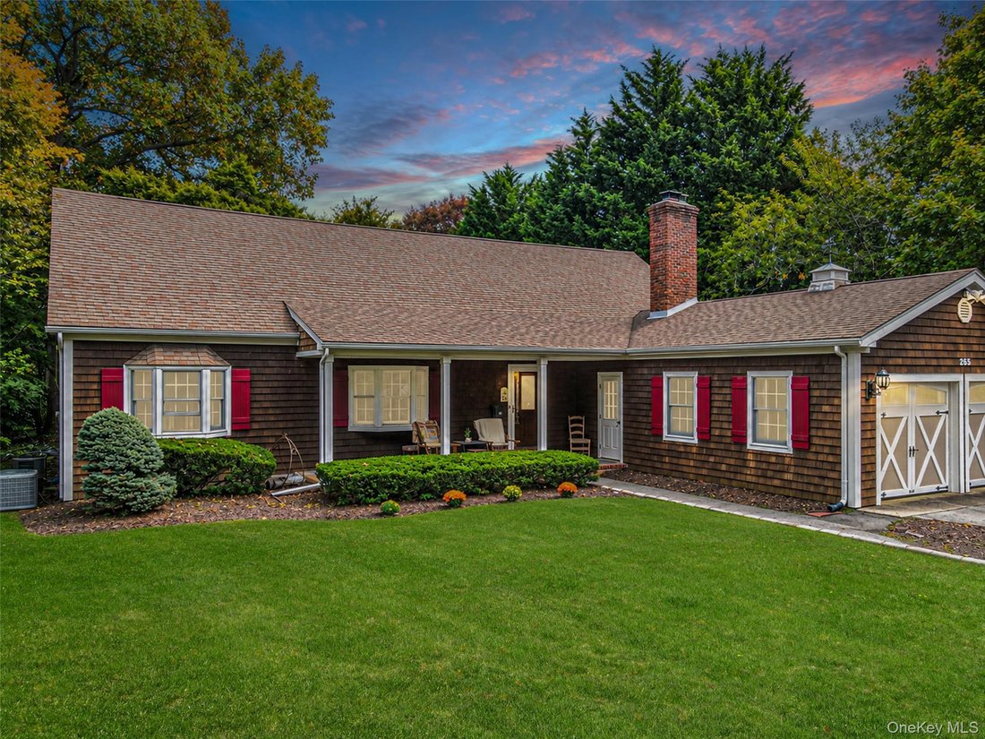 House in West Islip, New York, United States 3 - 19144761