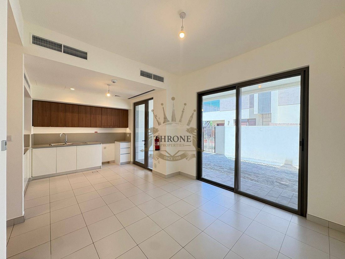 Townhouse in Dubai South Golf District, Dubai, United Arab Emirates 3 - 19145095