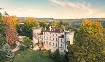 Castillo en San Cybard-Houmeau, Angoulême, Francia 1