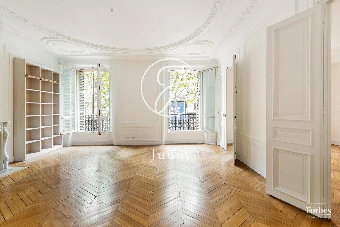 Appartement à Saint Germain des Prés, Paris 6e Arrondissement, Paris 2 - 19145450