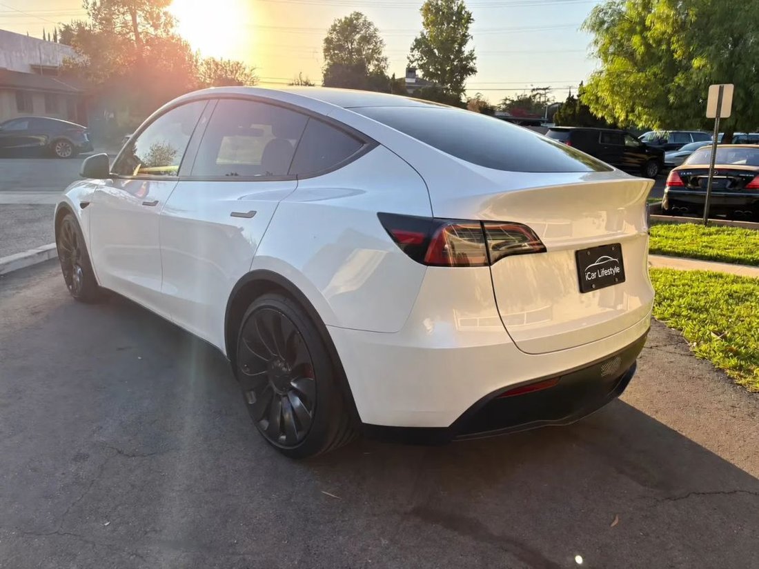 Suv in Arcadia, CA, United States 4 - 19145762