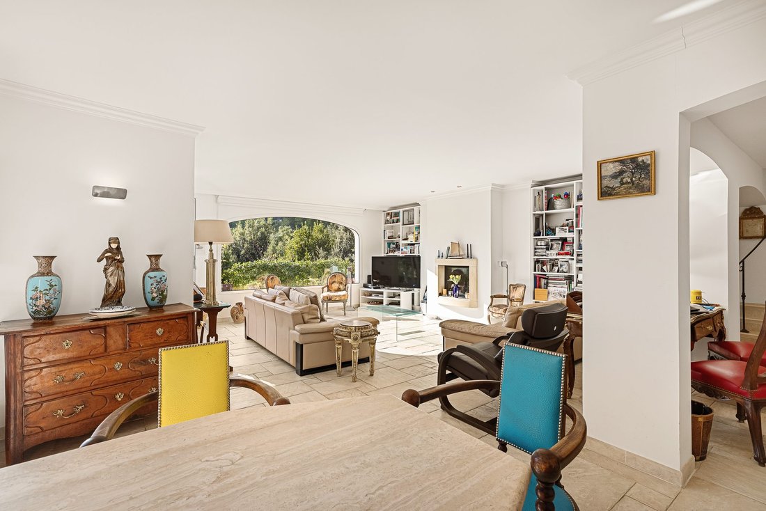 House in Grasse, Provence-Alpes-Côte d'Azur, France 5 - 19146037