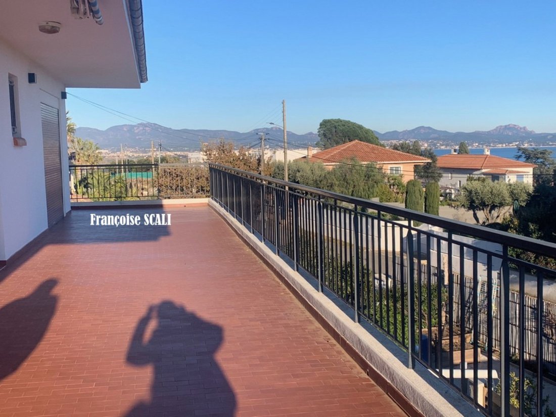Appartement à Fréjus, Provence-Alpes-Côte d'Azur, France 2 - 19145686