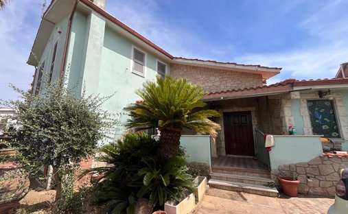 Haus in Villa Claudia, Anzio, Italien 1