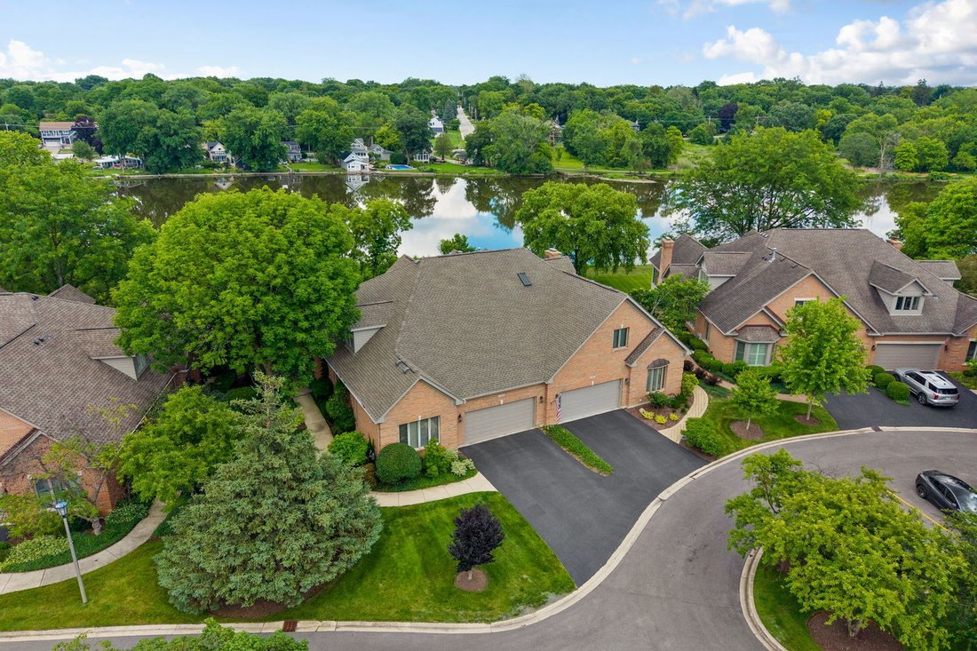 Maison de ville à Saint-Charles, Illinois, États-Unis 1 - 19147533