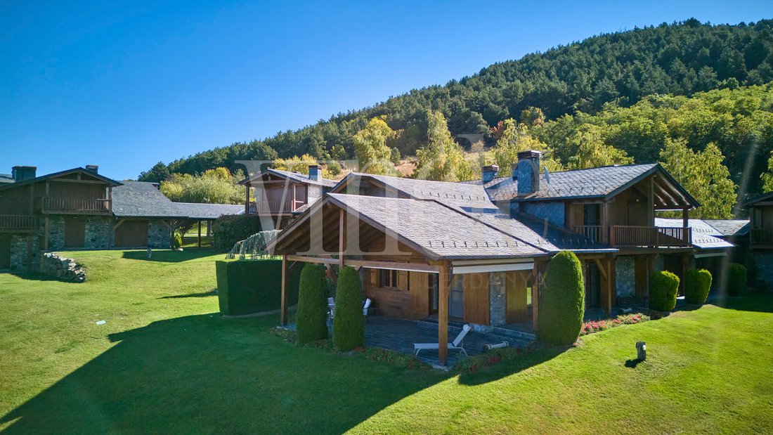 Casa a Fontanals de Cerdanya, Catalogna, Spagna 1 - 19147506