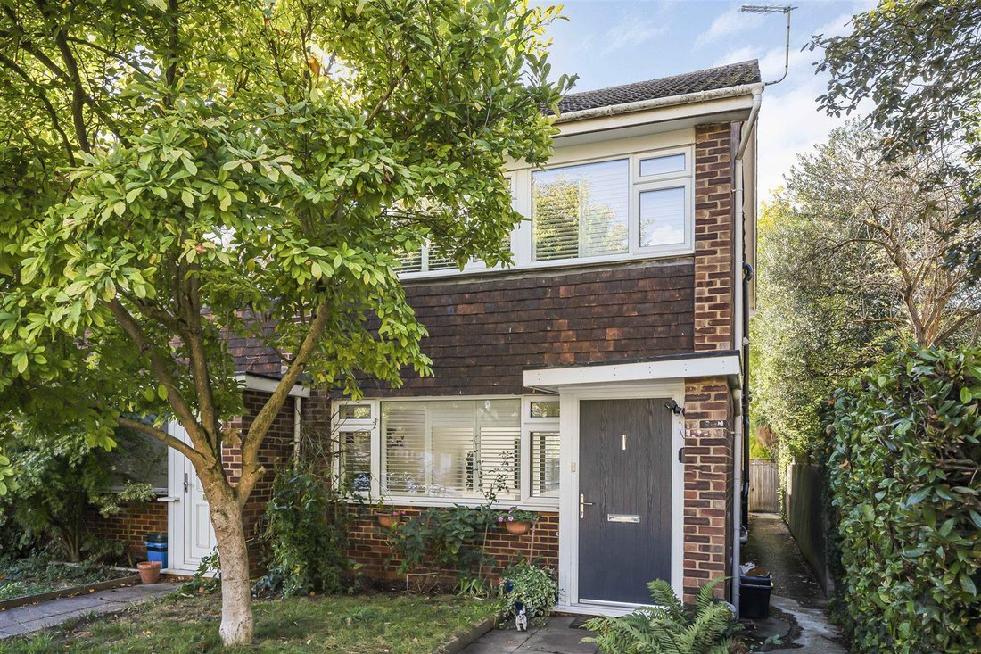 House in Richmond Upon Thames, England 1 - 19146933