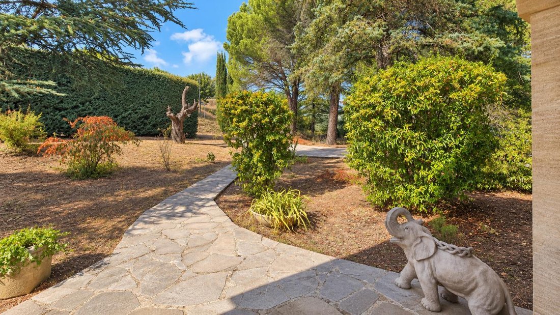 Casa a Greoux-les-Bains, Provenza-Alpi-Costa Azzurra, Francia 1 - 19145574