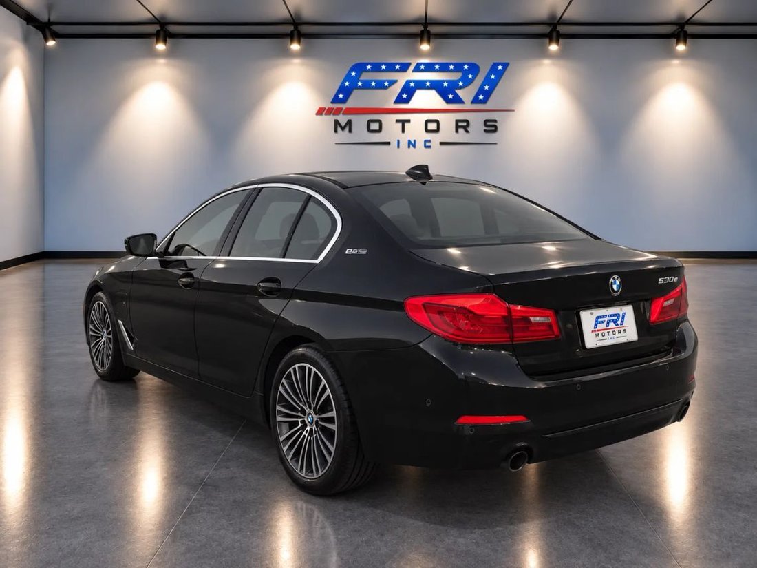 Sedan in Anaheim, CA, United States 5 - 19145742