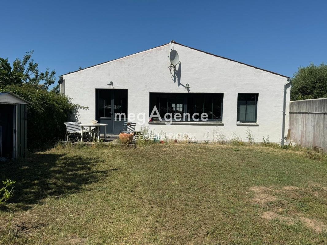 House in Dolus-d'Oleron, Nouvelle-Aquitaine, France 3 - 19145582