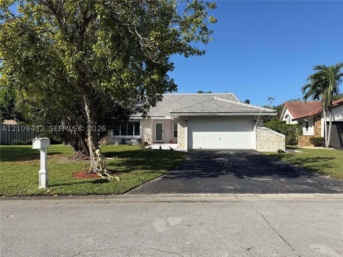 House in Coral Springs, Florida, United States 1 - 19147214