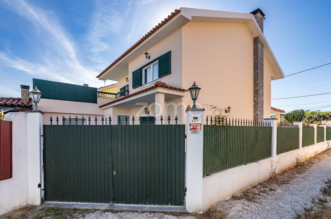 House in Charneca de Caparica e Sobreda, Setubal, Portugal 2 - 18745209