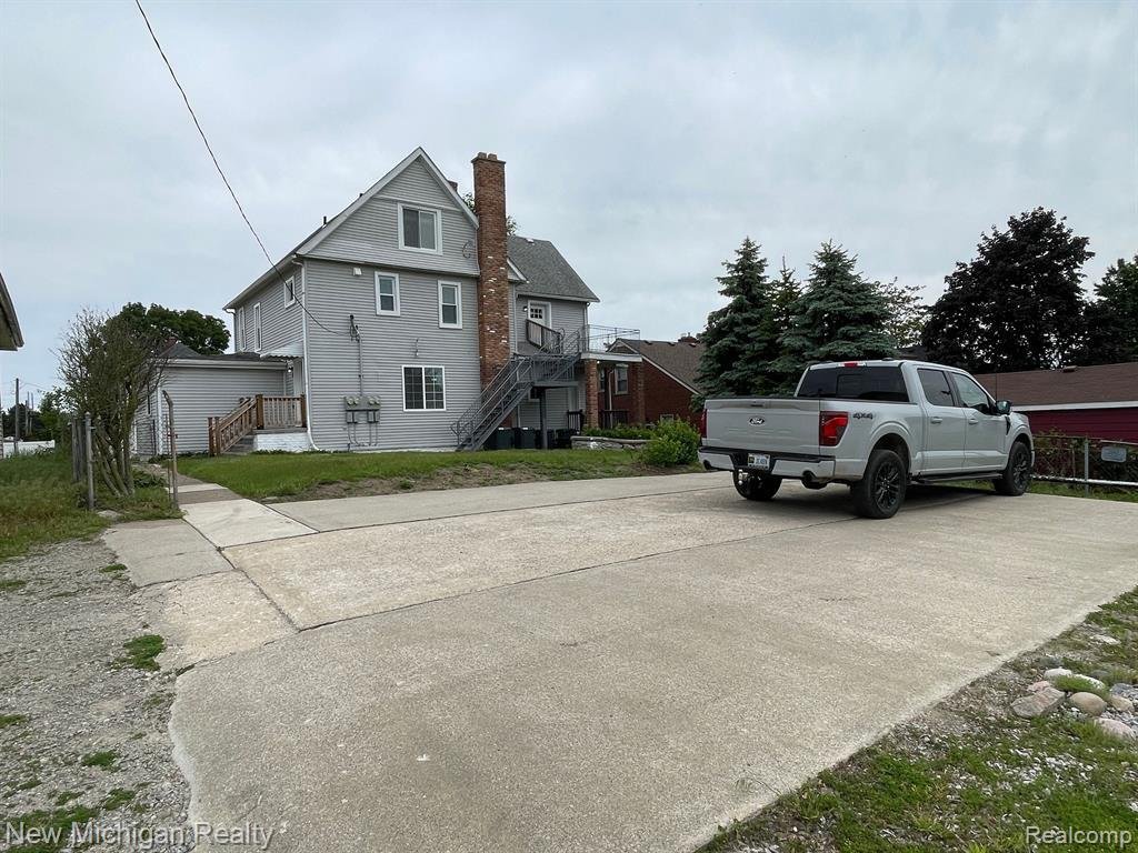 Wyandotte, Michigan, United States 3 - 19147565