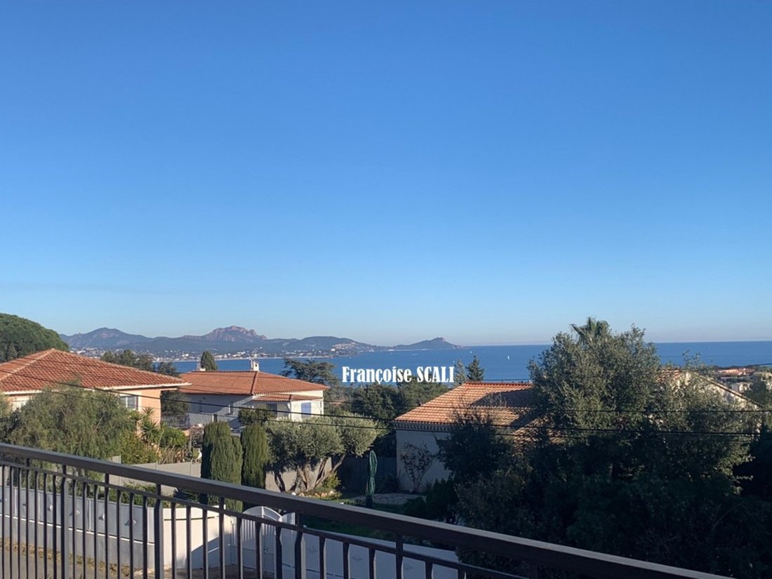 Appartement à Fréjus, Provence-Alpes-Côte d'Azur, France 1 - 19145686