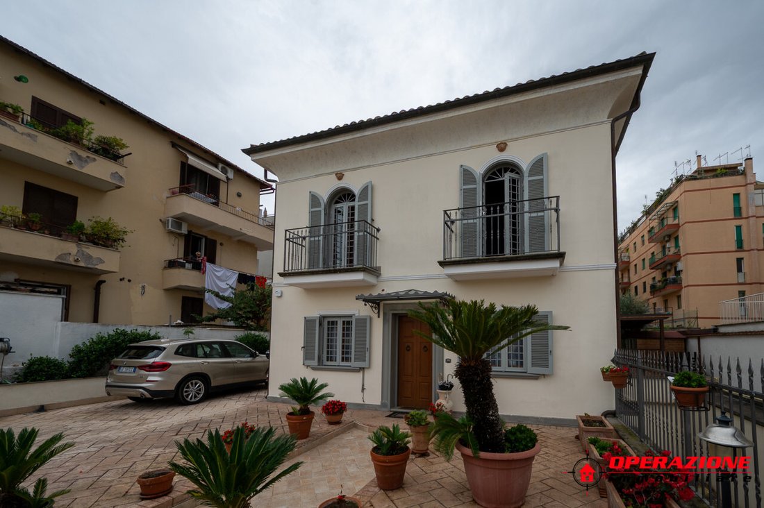 Villa in Battistini - Torrevecchia, Rome, Lazio 3 - 19148727
